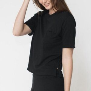 Lunya Solid Black Pima Cotton Short Sleeve Front Pocket Tee Shirt Women’s Medium